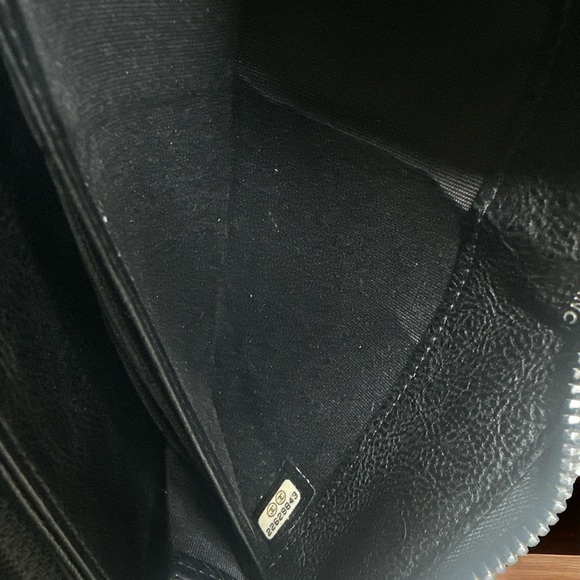 Chanel calf leather distressed chain around long zip wallet - Picture 10 of 11